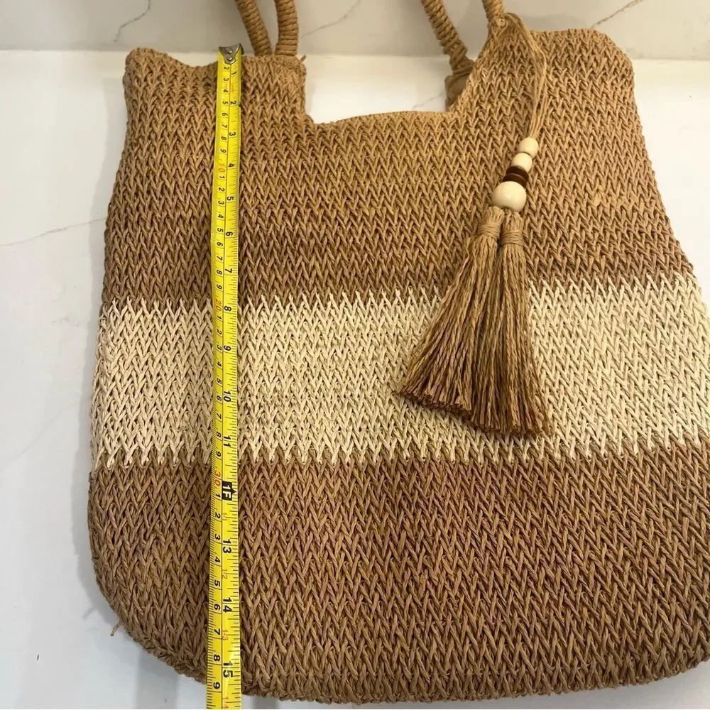 Woven Rattan Shoulder Bag - Picture 4 of 9